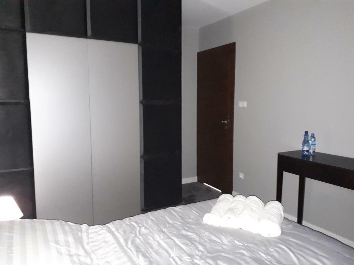 Apartamenty Centrum- Kochanowskiego -Dawniej Two-Bedroom Apartment Zielona Góra Extérieur photo