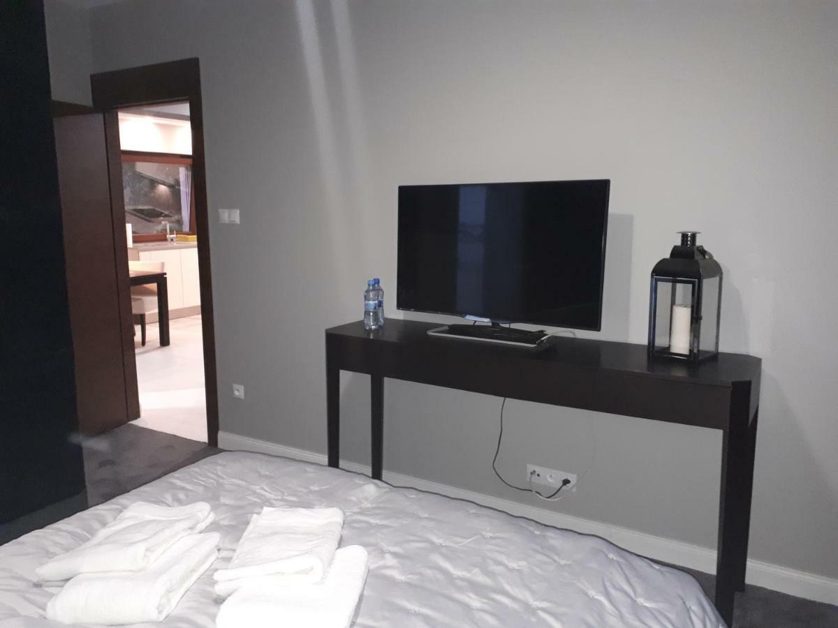Apartamenty Centrum- Kochanowskiego -Dawniej Two-Bedroom Apartment Zielona Góra Extérieur photo