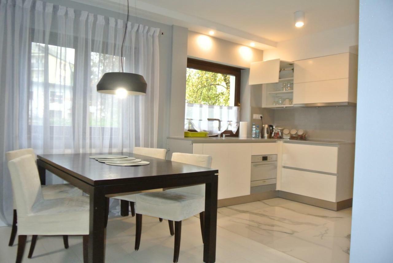 Apartamenty Centrum- Kochanowskiego -Dawniej Two-Bedroom Apartment Zielona Góra Extérieur photo